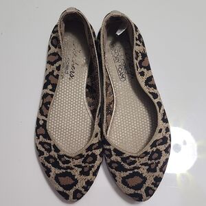 Skechers Leopard Pattern Flats Size 8
